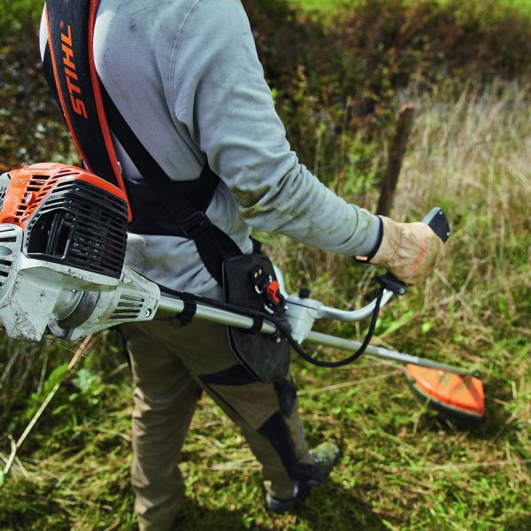 STIHL FS 131 BRUSHCUTTER - Image 2