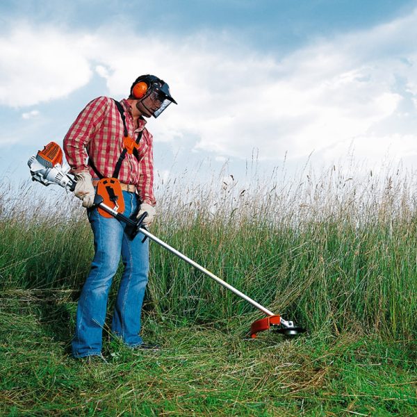 STIHL FS 55 R BRUSHCUTTER - Image 2
