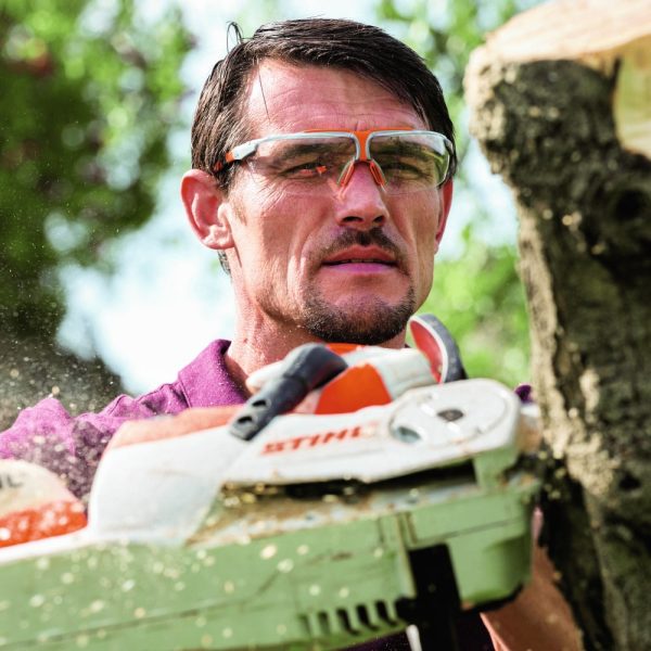 STIHL MSA 120 BATTERY-POWERED CHAINSAW - Image 2