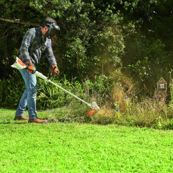 STIHL FSA 57 BATTERY-POWERED BRUSHCUTTER - Image 2