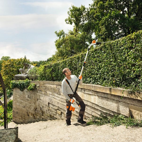 STIHL HLA 85 BATTERY-POWERED HEDGE TRIMMER - Image 2